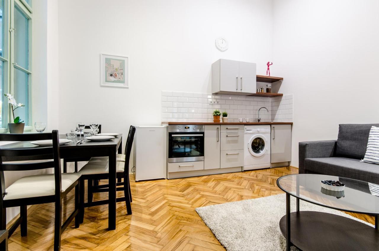 B63 2 Bedroom Apartment In Heart Of City Budapeşte Dış mekan fotoğraf